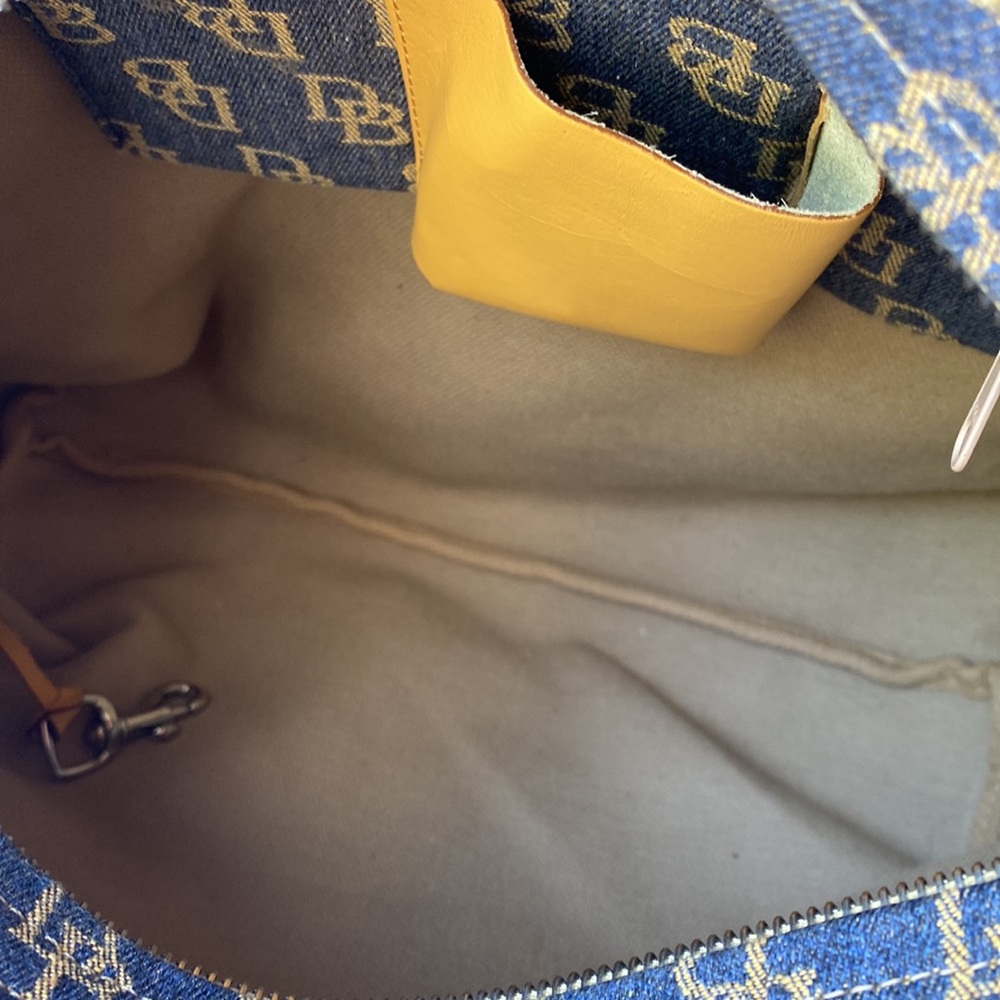 Dooney & Bourke Blue and Tan Shoulder Bag - Picture 5 of 8